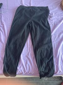 Pantaloni lunghi morbidi neri del pigiama