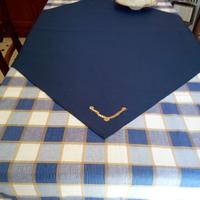 Tovaglia con coprimacchie