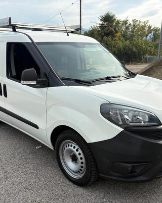 FIAT Doblò 1.4Turbo Bus. 120 All. Profess. 10.2020