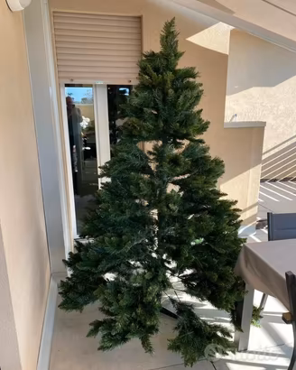 Albero di natale gigante