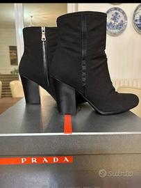 Prada tacco donna