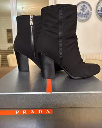 Prada tacco donna