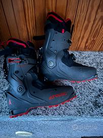 SCARPONI SCI ALPINISMO ATOMIC