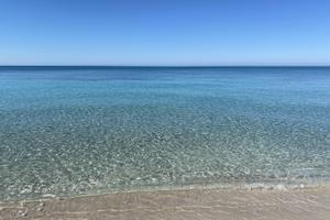 SALENTO-villetta tipica con cortile a 50m dal mare