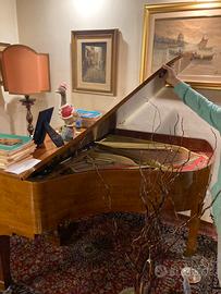 Pianoforte mezza coda Bluthner