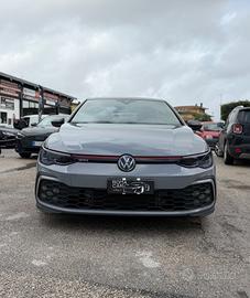 Volkswagen Golf GTI 2.0 TSI DSG