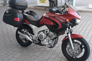 YAMAHA TDM 850 - 2000