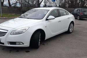 opel insigna 4x4 prezzo trattabile 