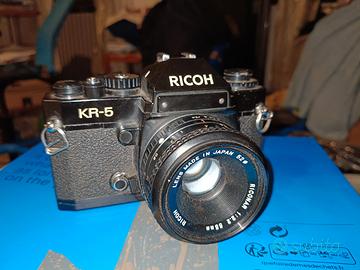 Ricoh KR5 con Riconar 55mm f 2.2