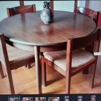 Retro Esstisch mit 6 Stühlen aus dunklem Hartholz