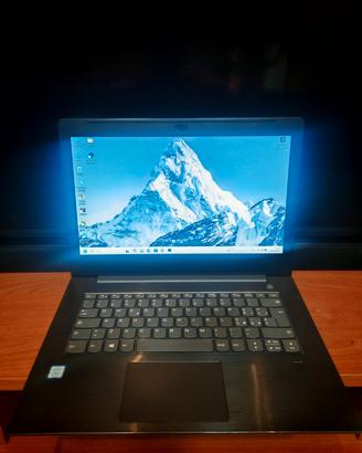 Lenovo V330-14ikb i7-8550u 8gb RAM 256gb SSD