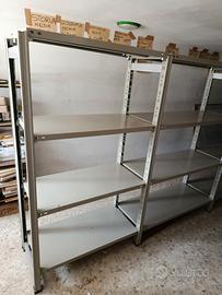 Scaffale in metallo 