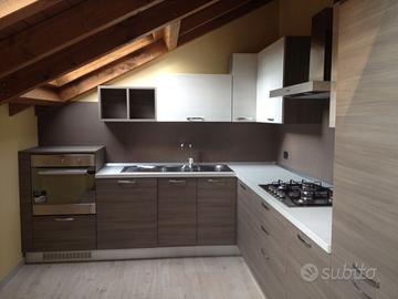 CUCINA USATA