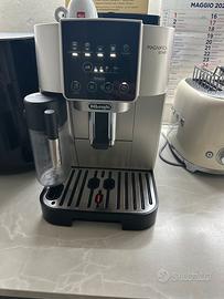 Machina caffè De'Longhi Magnifica Start