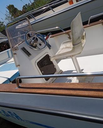 barche varie e gommone e fuoribordo 