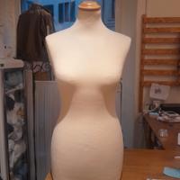 manichino sartoriale color Ecru
