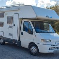 Camper mansardato Roller team Ducato 1.9 td