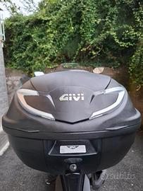 BAULETTO GIVI B39NT con piastra