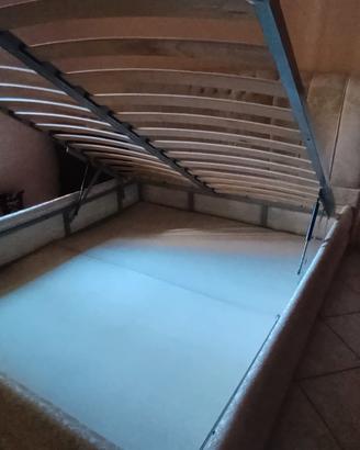 Letto contenitore matrimoniale 