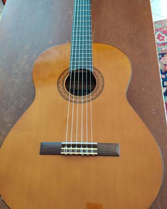 chitarra yamaha c40
