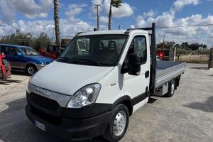 Trattore iveco Daily 35S15 cassonato 4x2 perfetto