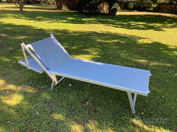 3 lettini con parasole