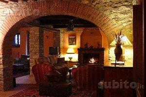 Casali in alta Umbria al confine con la Toscana