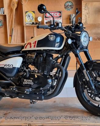 Royal Enfield Shotgun stencil white