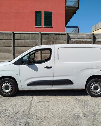 Fiat doblo maxi 2024