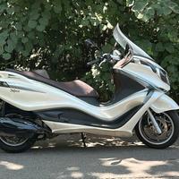 Piaggio x10