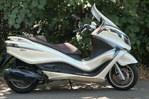 Piaggio x10