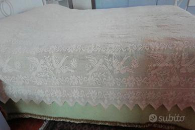 Copriletto uncinetto realizzata a mano