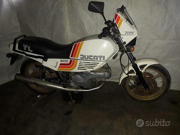 Moto Ducati Pantah TL