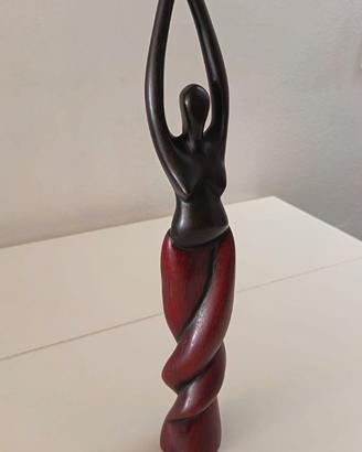 Statuetta Scultura in Legno Intagliato