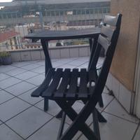 Tavolo da giardino pieghevole e sedia