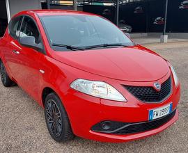 Lancia Ypsilon 1.2 Benz Platinum OK NEOPATENTATI