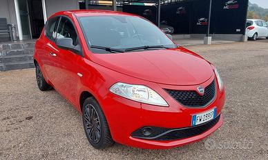 Lancia Ypsilon 1.2 Benz Platinum OK NEOPATENTATI