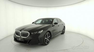 BMW 520d 48V xdrive M Sport auto