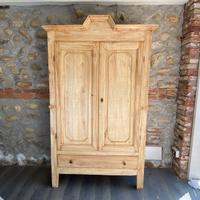 ANTICO ARMADIO GREZZO AL NATURALE