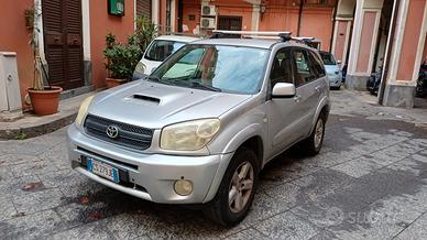 TOYOTA RAV4 2.0 Tdi D-4D cat 5 porte

