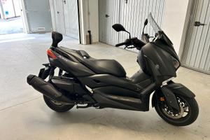Yamaha X MAX 400 abs