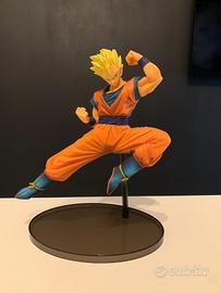 Action figure dragonball