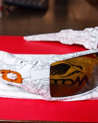 Occhiali da sole Oakley Oil Ring Casy Mc Guire Pol