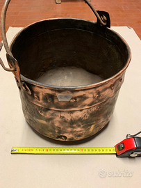 Paioli antichi in rame