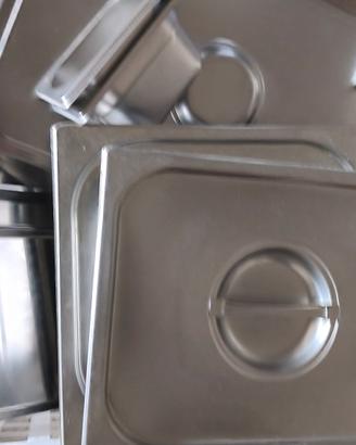 vaschette vassoi acciaio inox per ristorazione 