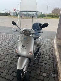 Vespa ET4 150 anno 2000