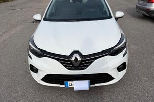 RENAULT CLIO  FULL HYBRID 140 CV