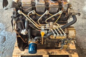 Motore Perkins 404D-22T
