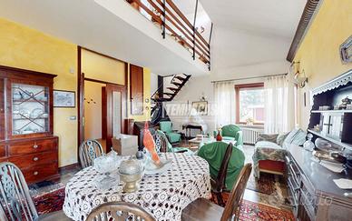 VILLA INDIPENDENTE CON GIARDINO IN ZONA COLLINARE,