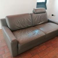 Divano letto in pelle colore tortora 